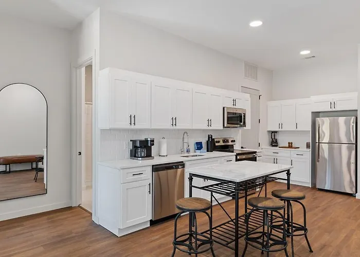 The Corbin 1307 - The Princeton Apartment